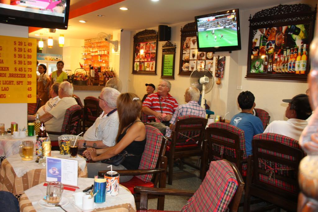 Coffeeandbeer Vandrerhjem Pattaya Rom bilde