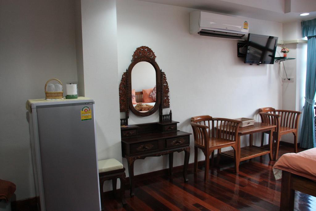 Coffeeandbeer Vandrerhjem Pattaya Rom bilde